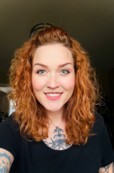 Kandy MCCain - Cosmetologist